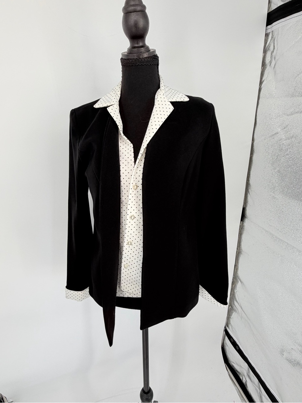 Positive Attitude Black Blazer with Polka Dot Dickey Inset Size 8 Professional